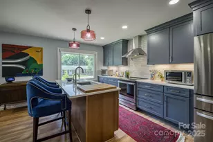 214 Howard St, Morganton, NC 28655 - Photo 9