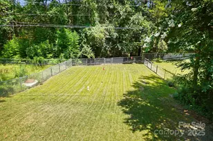 1029 Sewickley Dr, Charlotte, NC 28209 - Photo 45