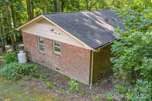 17 Sitar Ln, Saluda, NC 28773 - Photo 7