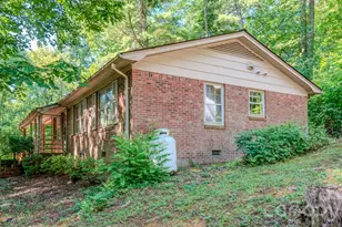 17 Sitar Ln, Saluda, NC 28773 - Photo 5
