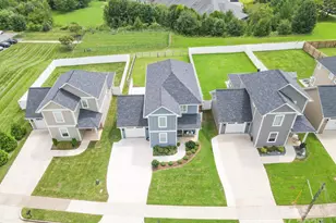 2636 2nd St NE, Hickory, NC 28601 - Photo 3