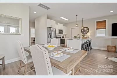 2636 2nd Street NE, Hickory, NC 28601 - Photo 9