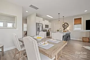 2636 2nd St NE, Hickory, NC 28601 - Photo 9