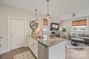 2636 2nd St NE, Hickory, NC 28601 - Photo 17