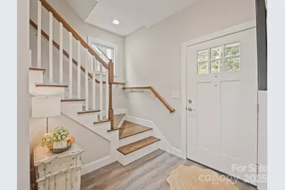 2636 2nd Street NE, Hickory, NC 28601 - Photo 7