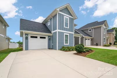 2636 2nd Street NE, Hickory, NC 28601 - Photo 45