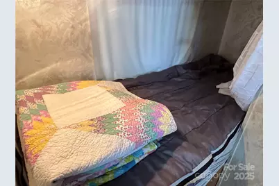 104 Robin Lane, New London, NC 28127 - Photo 21