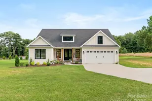 261 Ferree Rd, Campobello, SC 29322 - Photo 1