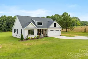 261 Ferree Rd, Campobello, SC 29322 - Photo 7