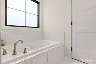 261 Ferree Rd, Campobello, SC 29322 - Photo 31