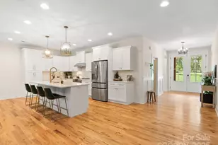 261 Ferree Rd, Campobello, SC 29322 - Photo 15