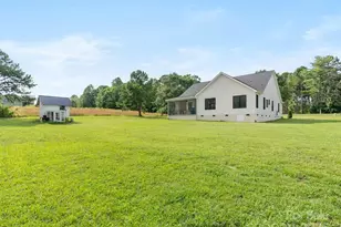 261 Ferree Rd, Campobello, SC 29322 - Photo 39