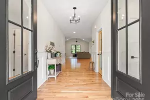 261 Ferree Rd, Campobello, SC 29322 - Photo 9