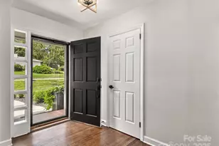 8 Bevlyn Dr, Asheville, NC 28803 - Photo 3