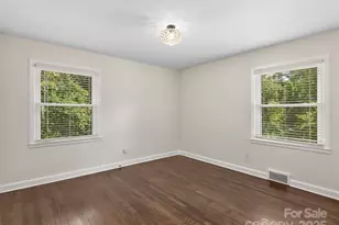 8 Bevlyn Dr, Asheville, NC 28803 - Photo 17