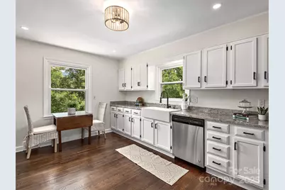 8 Bevlyn Drive, Asheville, NC 28803 - Photo 7