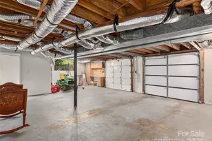 8 Bevlyn Dr, Asheville, NC 28803 - Photo 27