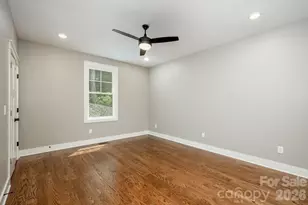 634 Hollybrook Dr, Flat Rock, NC 28731 - Photo 31