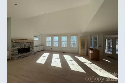 634 Hollybrook Drive, Flat Rock, NC 28731 - Photo 11