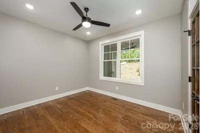 634 Hollybrook Drive, Flat Rock, NC 28731 - Photo 5