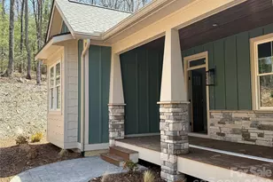 634 Hollybrook Dr, Flat Rock, NC 28731 - Photo 9