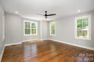 634 Hollybrook Dr, Flat Rock, NC 28731 - Photo 21