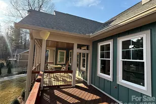 634 Hollybrook Dr, Flat Rock, NC 28731 - Photo 27