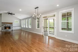 634 Hollybrook Dr, Flat Rock, NC 28731 - Photo 11