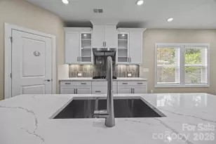 5240 Birchhill Rd, Mint Hill, NC 28227 - Photo 9