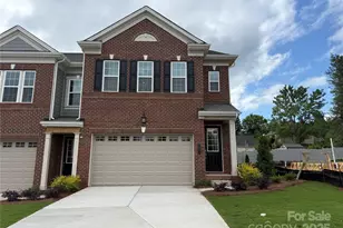 12105 Lavinia Ln, Charlotte, NC 28277 - Photo 3