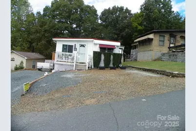 218 Cardinal Drive, New London, NC 28127 - Photo 1