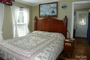 218 Cardinal Dr, New London, NC 28127 - Photo 15