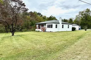 2775 Snipes St, Morganton, NC 28655 - Photo 1