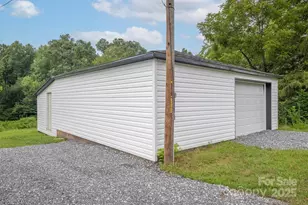 2775 Snipes St, Morganton, NC 28655 - Photo 7