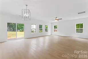 209 Henderson Cir, Harrisburg, NC 28075 - Photo 7