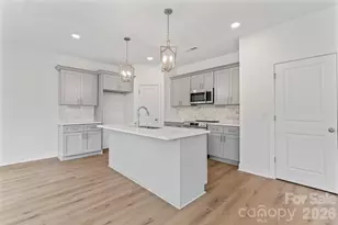 1560 Solitude Ct, Kannapolis, NC 28081 - Photo 5