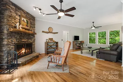 28 Back Stage Pass, Canton, NC 28716 - Photo 11