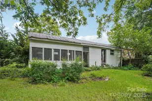 301 E Lee Ave, Bessemer City, NC 28016 - Photo 37