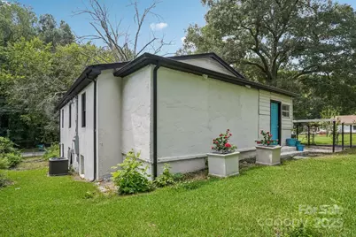 301 E Lee Avenue, Bessemer City, NC 28016 - Photo 35