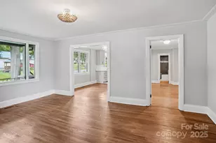 301 E Lee Ave, Bessemer City, NC 28016 - Photo 7