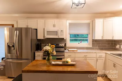 1700 Oakwood Avenue, Kannapolis, NC 28081 - Photo 5