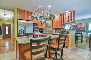 911 Fanning Bridge Rd, Fletcher, NC 28732 - Photo 5