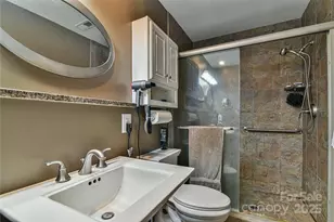 911 Fanning Bridge Rd, Fletcher, NC 28732 - Photo 21