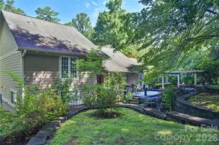 911 Fanning Bridge Rd, Fletcher, NC 28732 - Photo 3