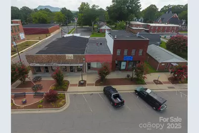 105 Pennsylvania Avenue W, Bessemer City, NC 28016 - Photo 1