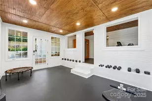 1305 Lilac Rd, Charlotte, NC 28209 - Photo 41