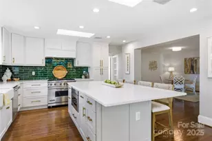 1305 Lilac Rd, Charlotte, NC 28209 - Photo 11