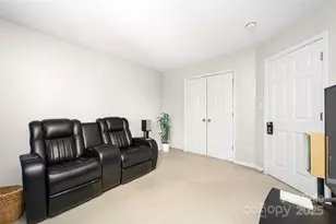 4313 Eaves Ln, Charlotte, NC 28215 - Photo 17