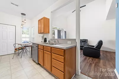 4313 Eaves Lane, Charlotte, NC 28215 - Photo 11