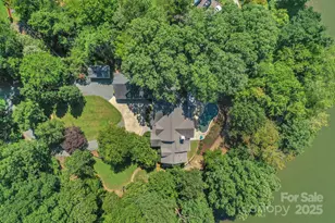 8623 Island Point Rd, Charlotte, NC 28278 - Photo 3